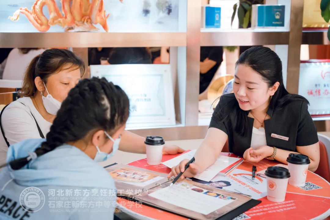 【夏秋季免分入学】学技能，历，初中生择校热！